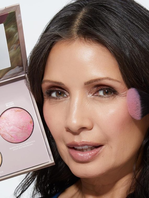 2024 LAURA GELLER NEW YORK The Best of the Best Baked Palette �C Full Size �C Includes Bronzer  Blush  2 Highlighters and 3 Eyeshadows �C Travel-Friendly