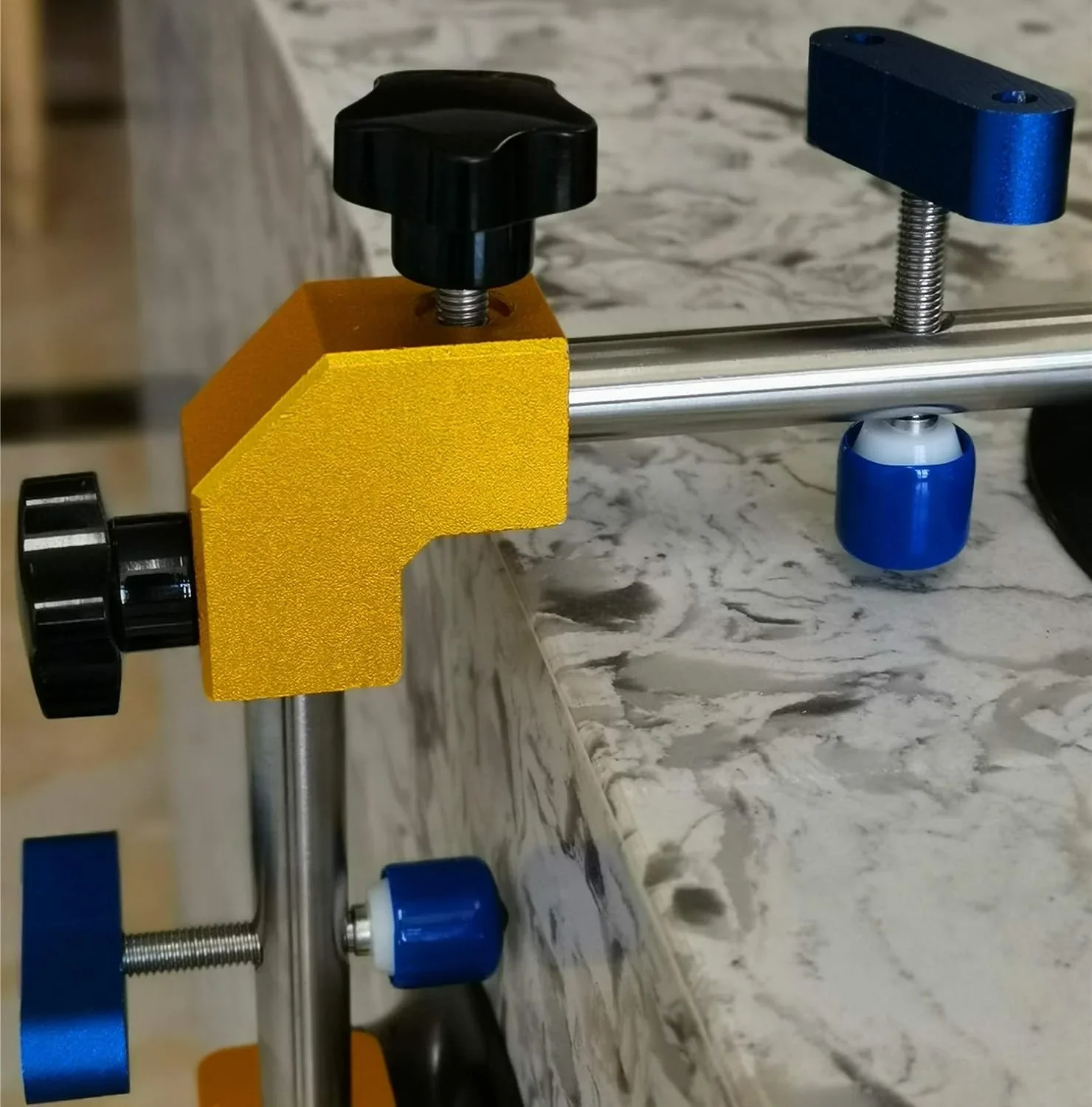 Angle 90 Degree Countertop Seam Setter with 6