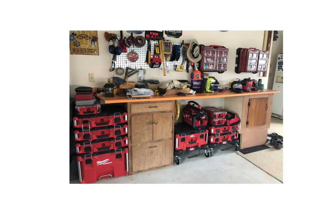 48-22-8425  22 in. Large Portable Tool Box Fits Modular Storage System