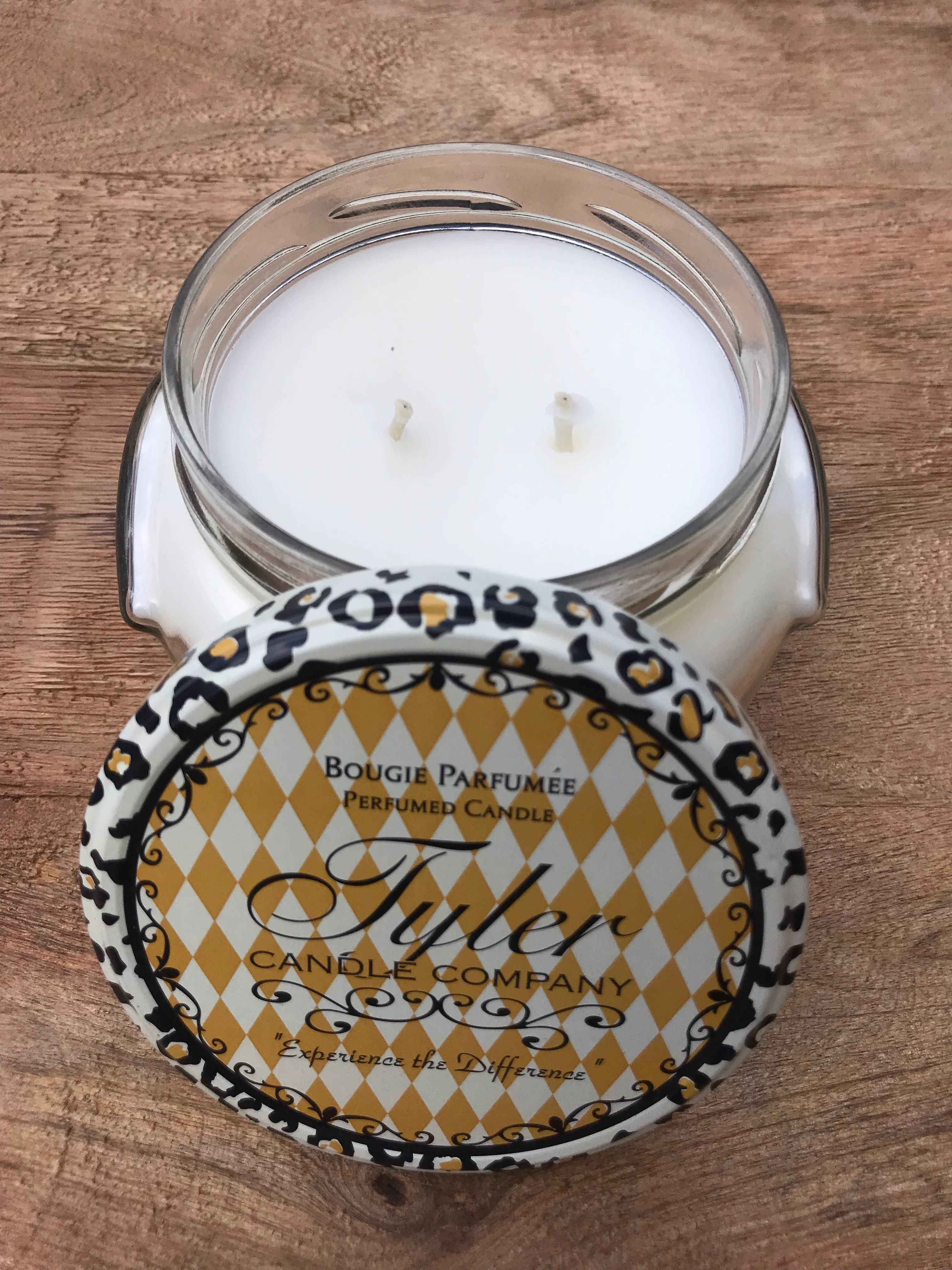 TYLER-DIVA 22 OZ CANDLE