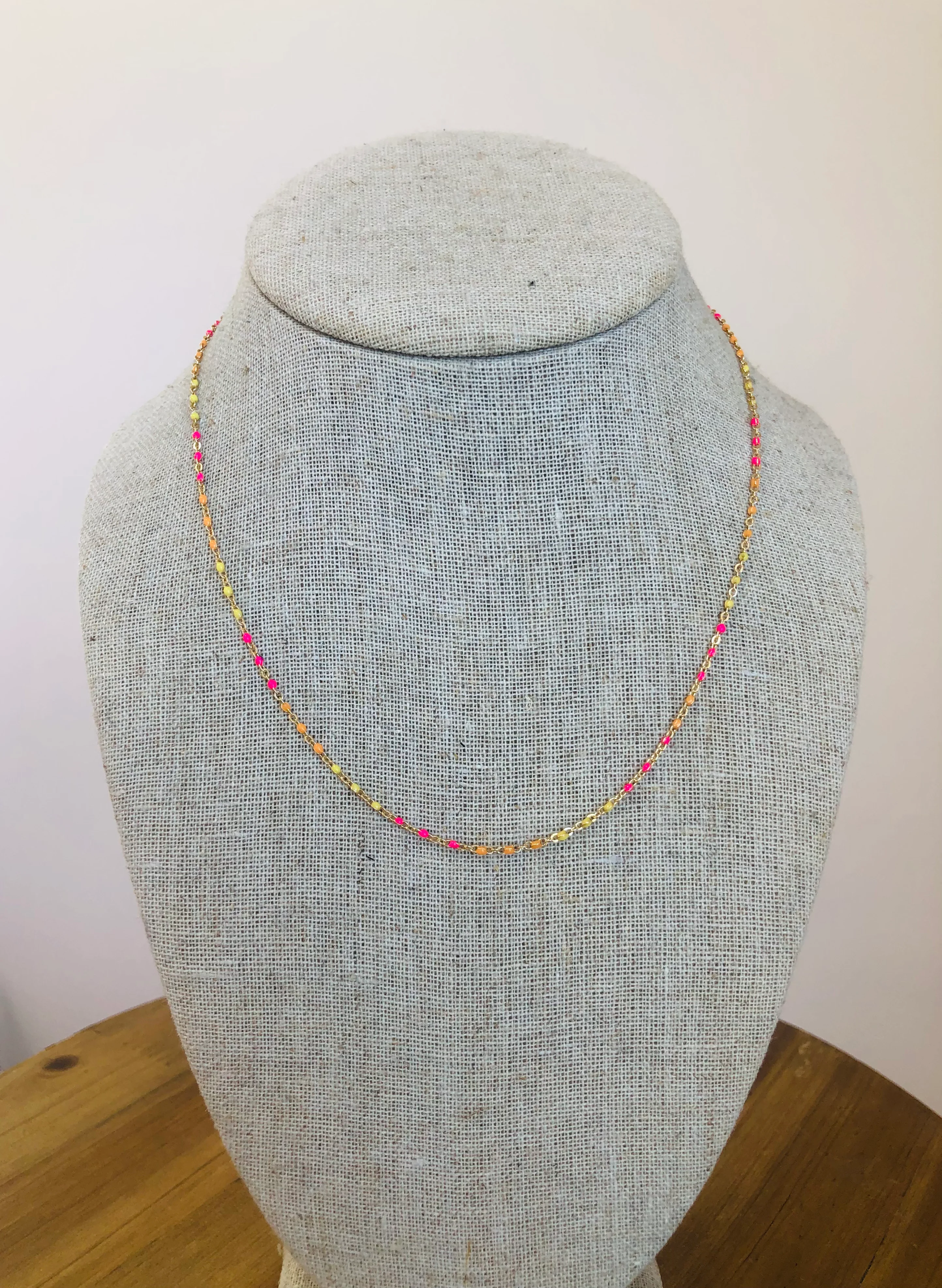 ARIANA ENAMEL NECKLACE-PINK COMBO