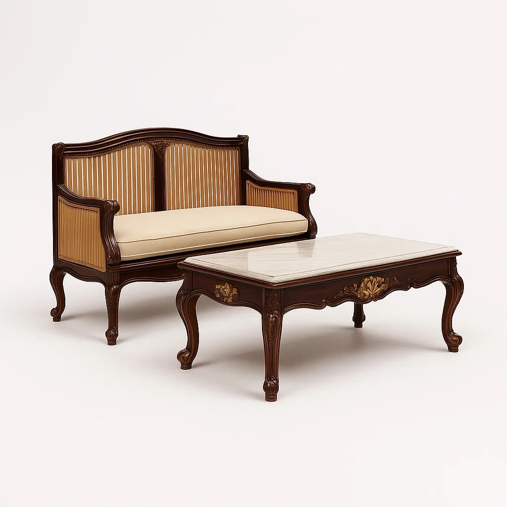 Salon de réception avec canapé et table basse en bois massif acajou et marbre