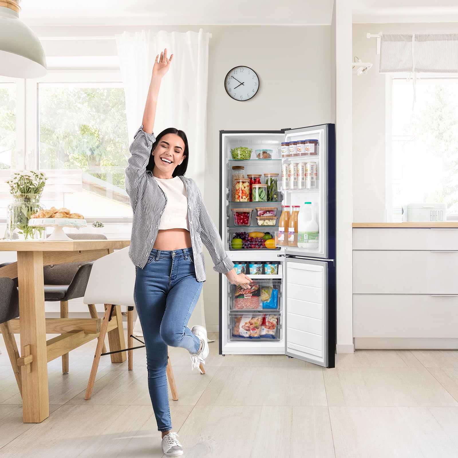 Comfee' RCB169DK2(E) 174L Réfrigérateur avec Congélateur/Hauteur 150 cm/Low Frost/Température Réglable du Réfrigérateur/Lumière LED/195 kWh/an/115L Ré