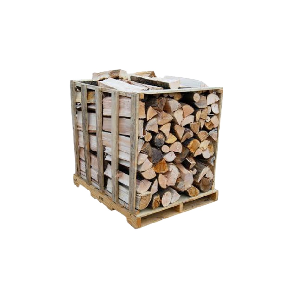 Bois de chauffage en caisse sur palette – bûches fendues et rangées