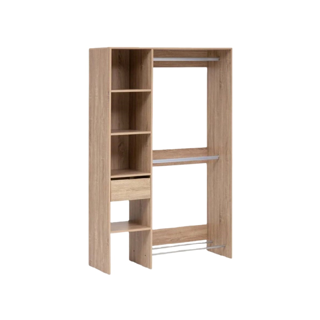 Armoire ouverte avec étagères et penderie