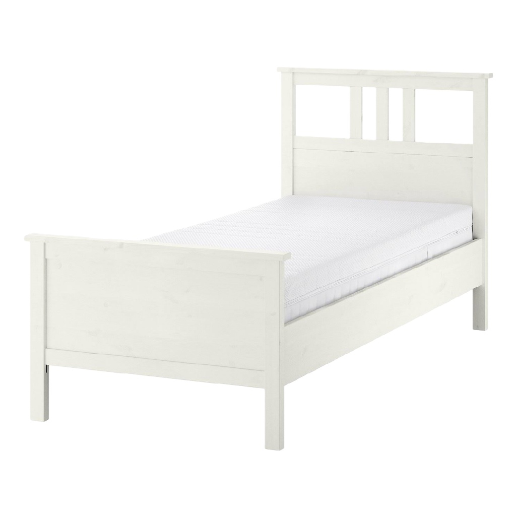 Lit simple en bois blanc — Style classique et intemporel