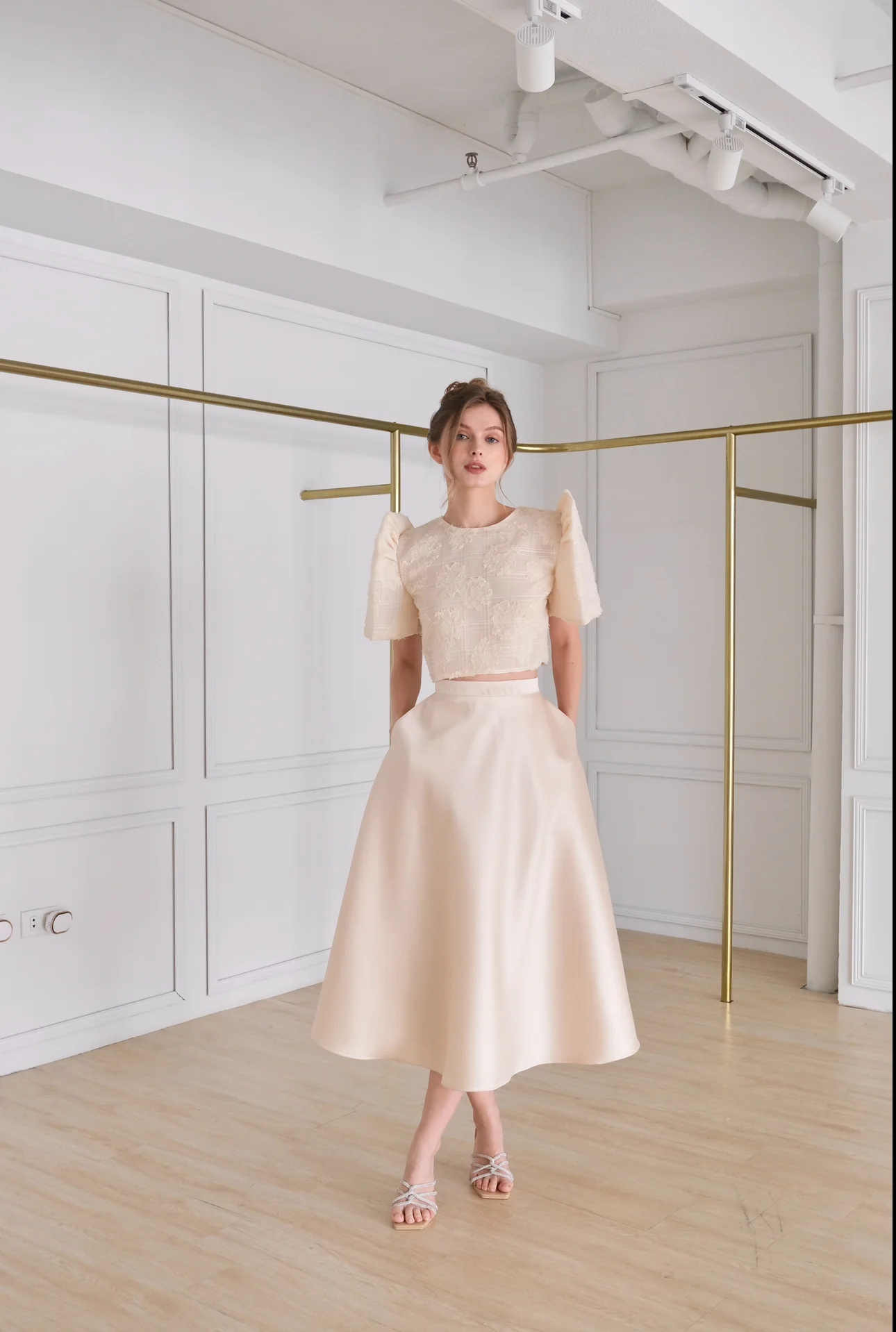 Amihan midi skirt (CHAMPAGNE)