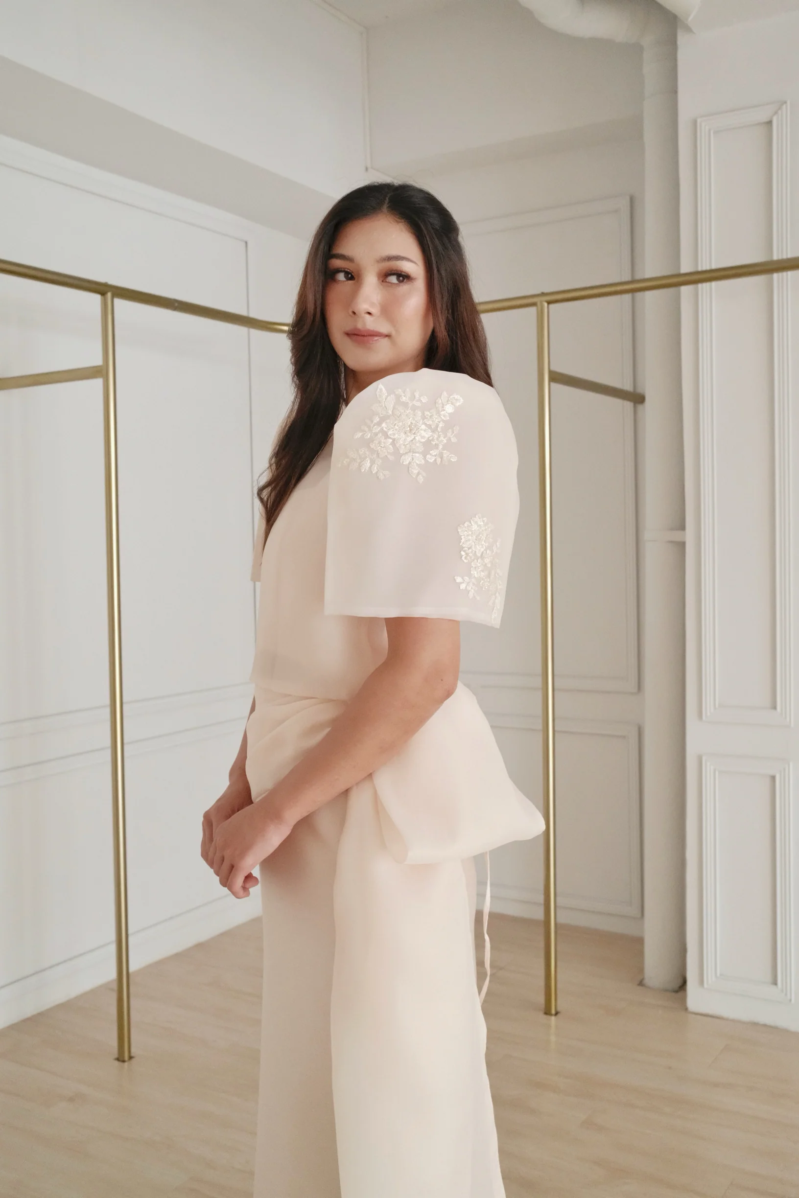 Maria top (BEIGE w/ EMBROIDERY)