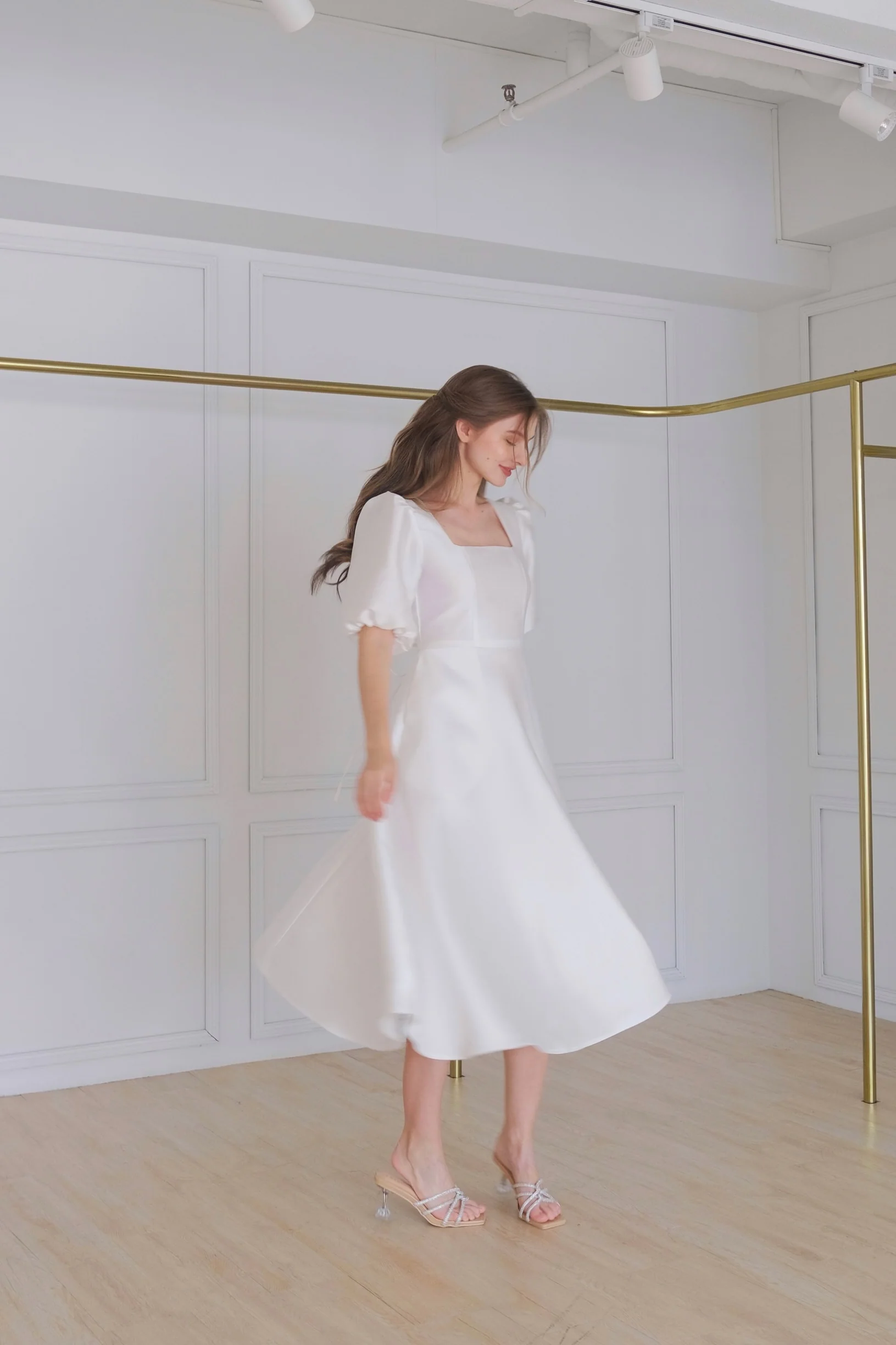 Sandrine midi dress (WHITE)