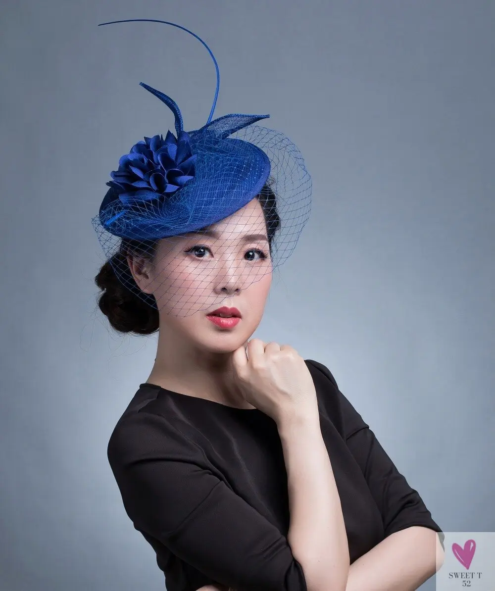 Small Fascinator Hat for Women and Girls - Hair Clip/Pin  - Yarn Feathered Flower Hair Accessories