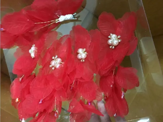 White Flower Combs for Women and Girls - Elegant Fashionable Hair Combs in Lace