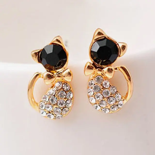 Simulated Pearl/Crystal Stud Earrings In Intricate Patterns for Women and Girls