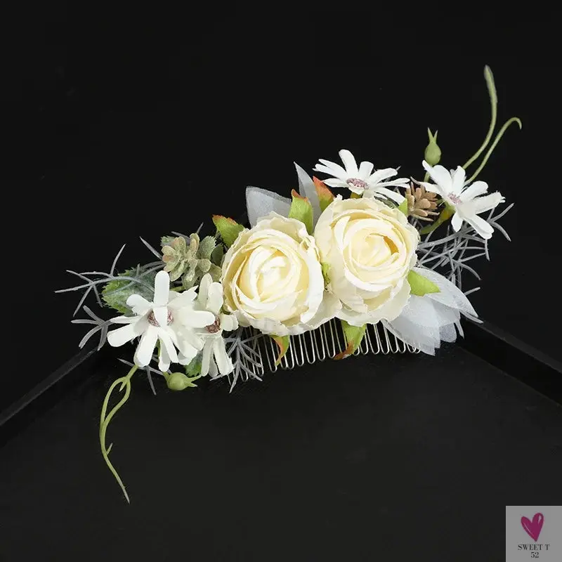 Floral Hair Combs for Summer Weddings, Festivals, Concerts, Holidays - Hair Accessoires for Women & Girlsl