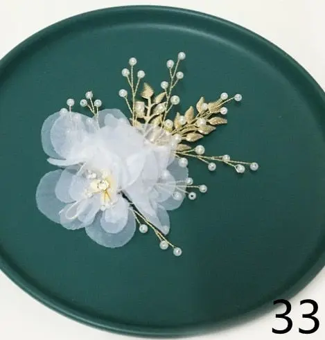 White Flower Combs for Women and Girls - Elegant Fashionable Hair Combs in Lace