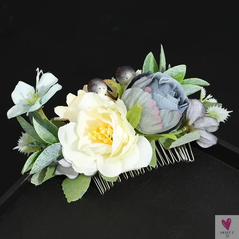 Floral Hair Combs for Summer Weddings, Festivals, Concerts, Holidays - Hair Accessoires for Women & Girlsl