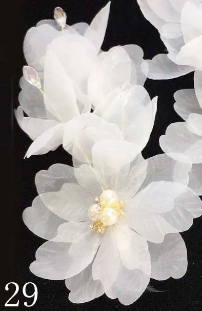 White Flower Combs for Women and Girls - Elegant Fashionable Hair Combs in Lace