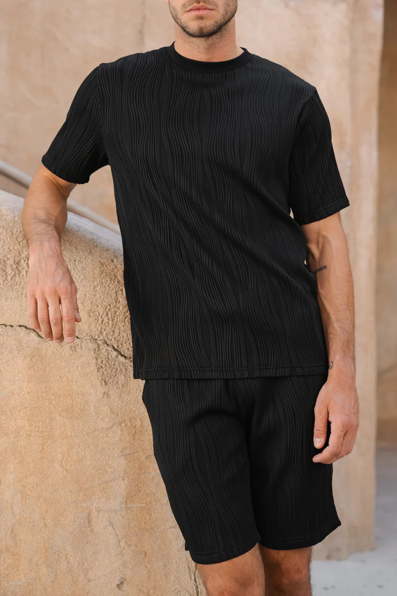 Ripple Texture Slim Fit T-Shirt - Black
