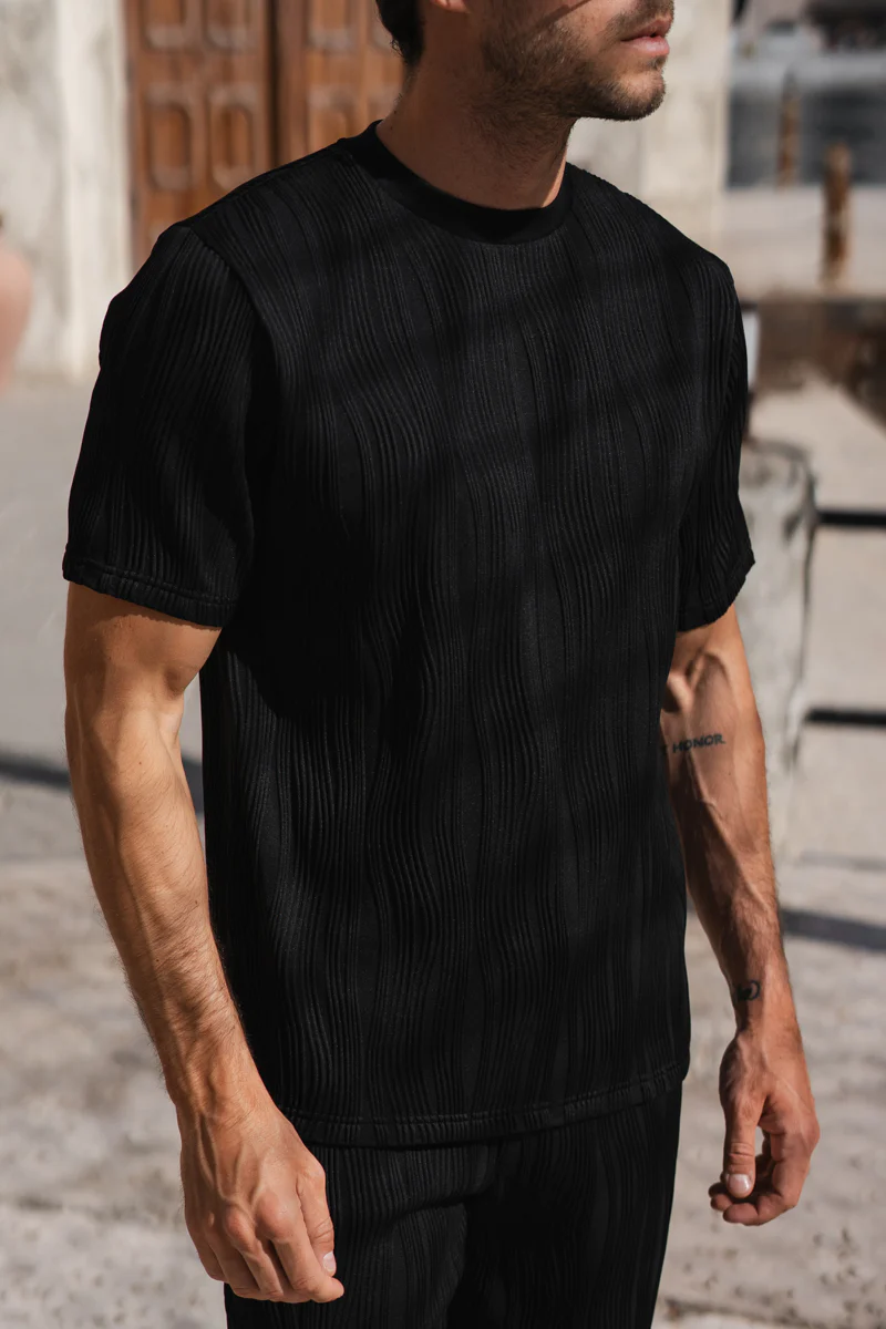 Ripple Texture Slim Fit T-Shirt - Black
