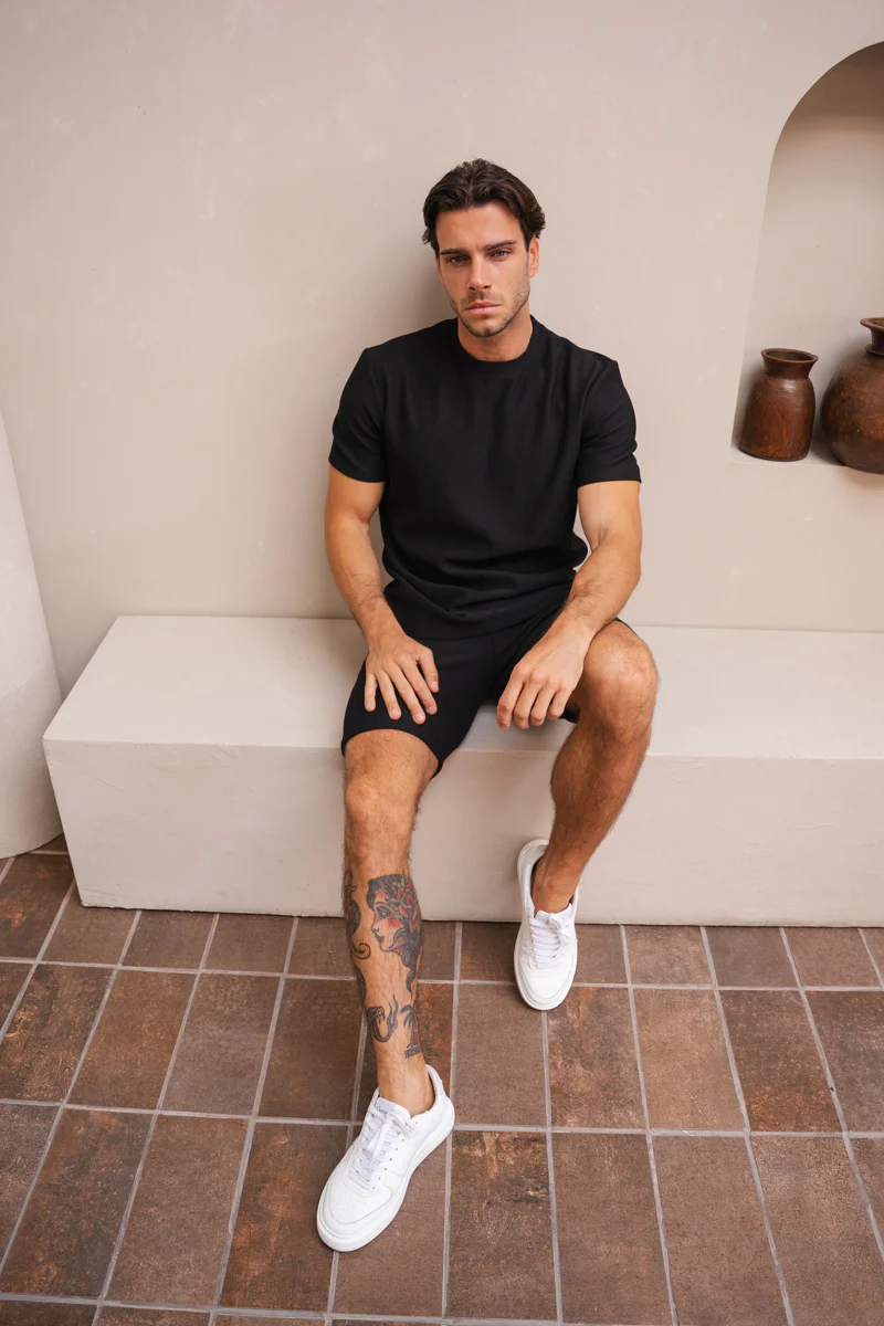 Pleated Slim Fit T-Shirt - Black