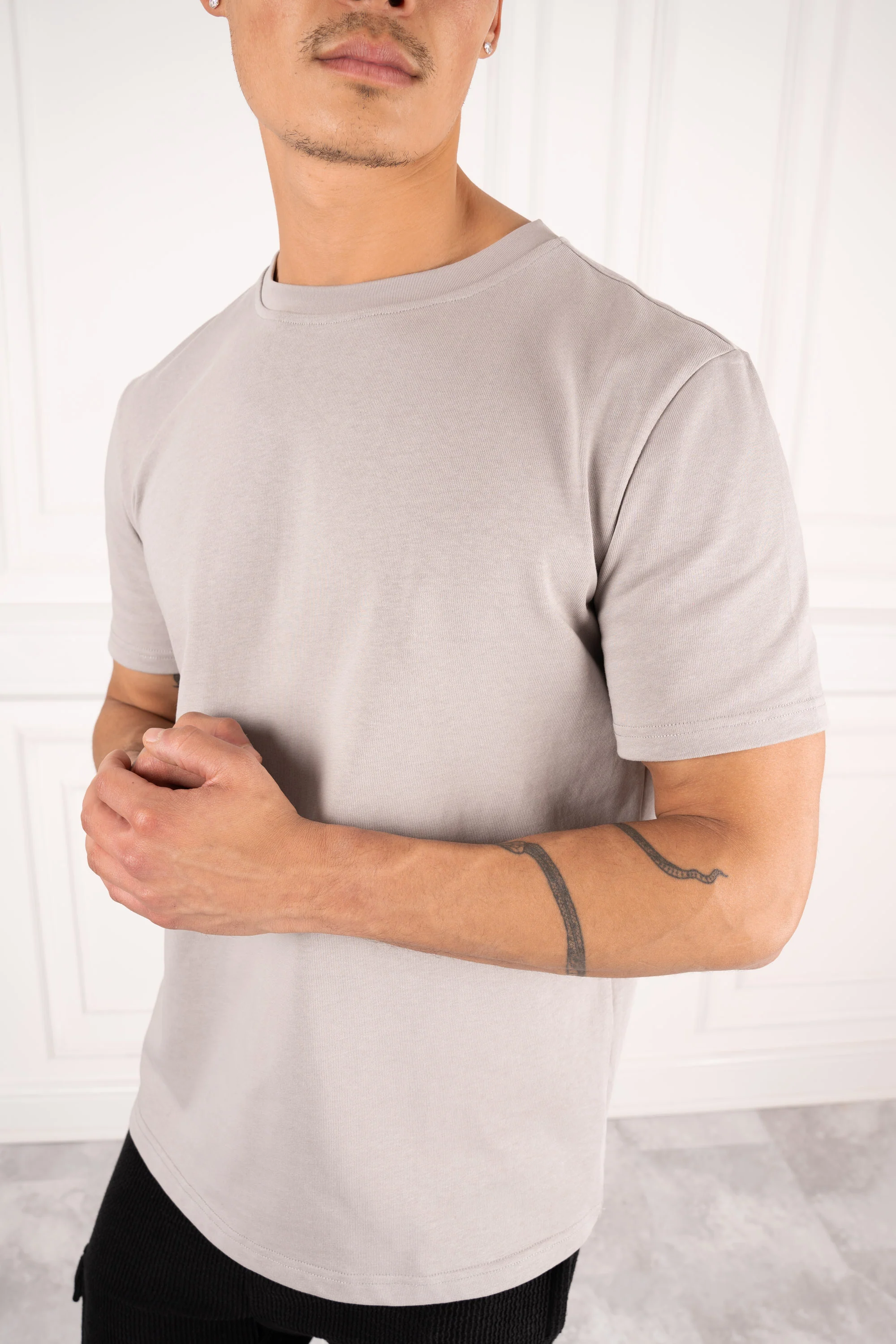 Premium Essential Slim Fit T-Shirt - Grey