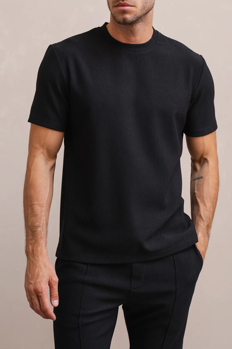 Pleated Slim Fit T-Shirt - Black