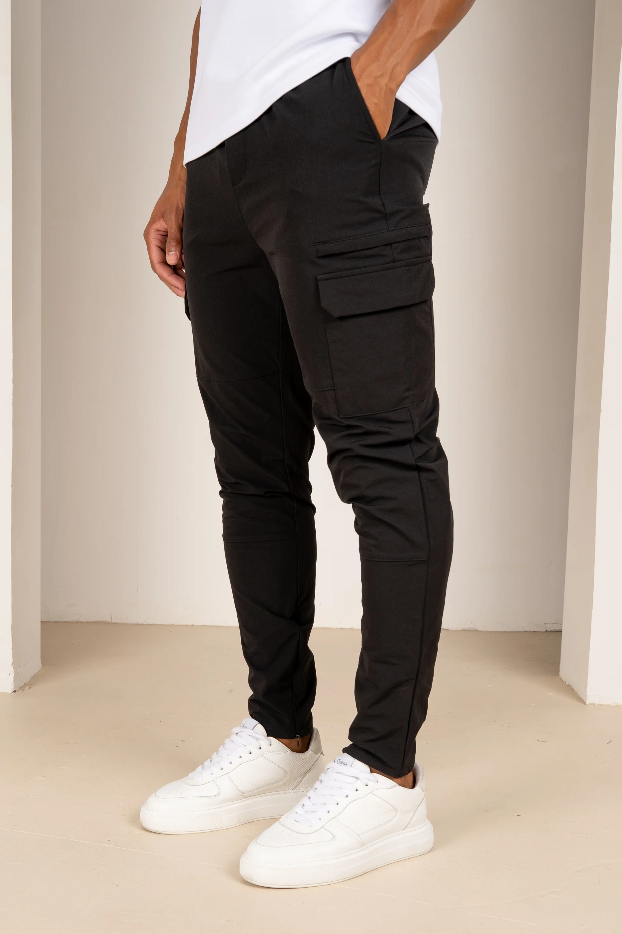 Premium Detail Cargo Pants V2 - Black