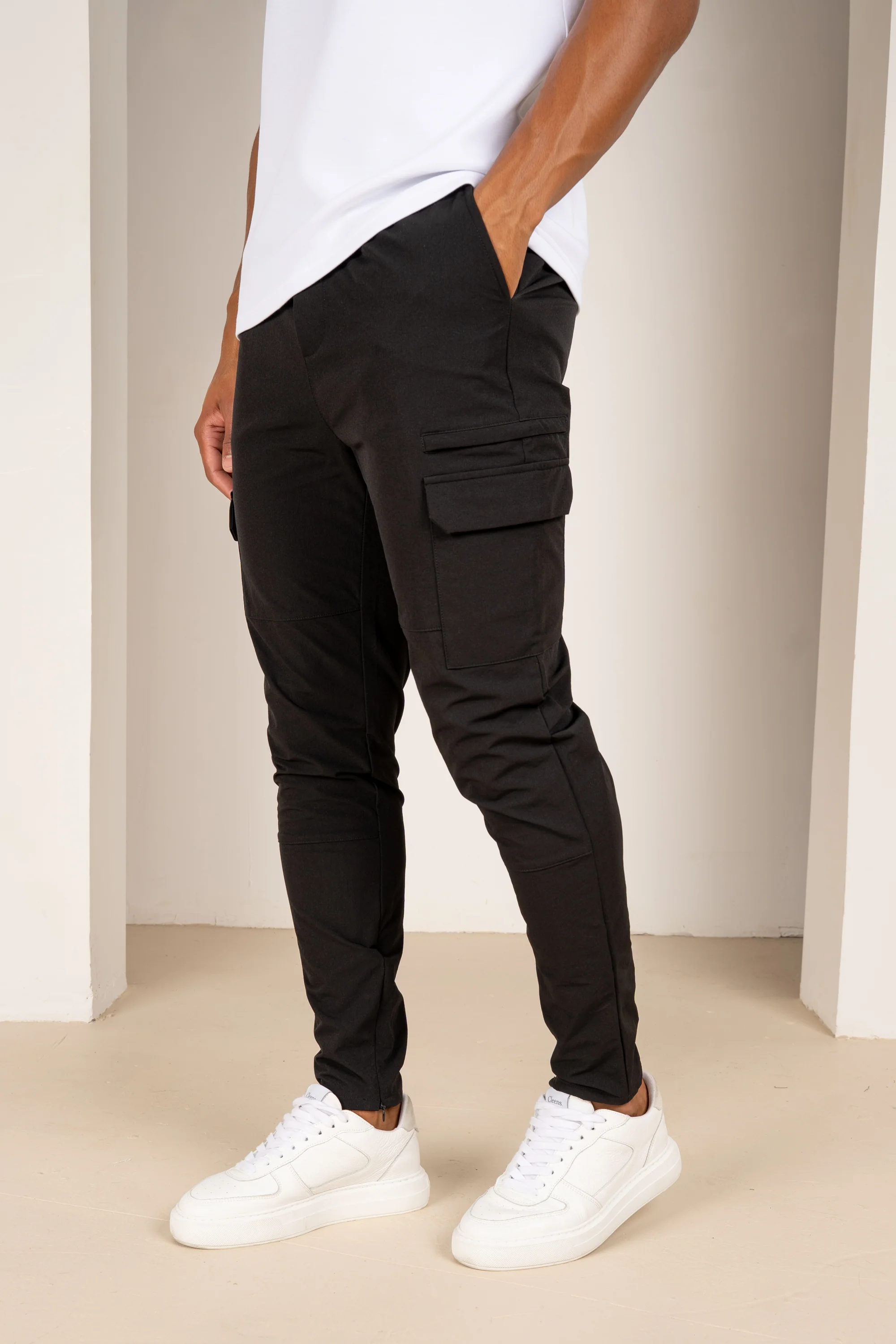 Premium Detail Cargo Pants V2 - Black