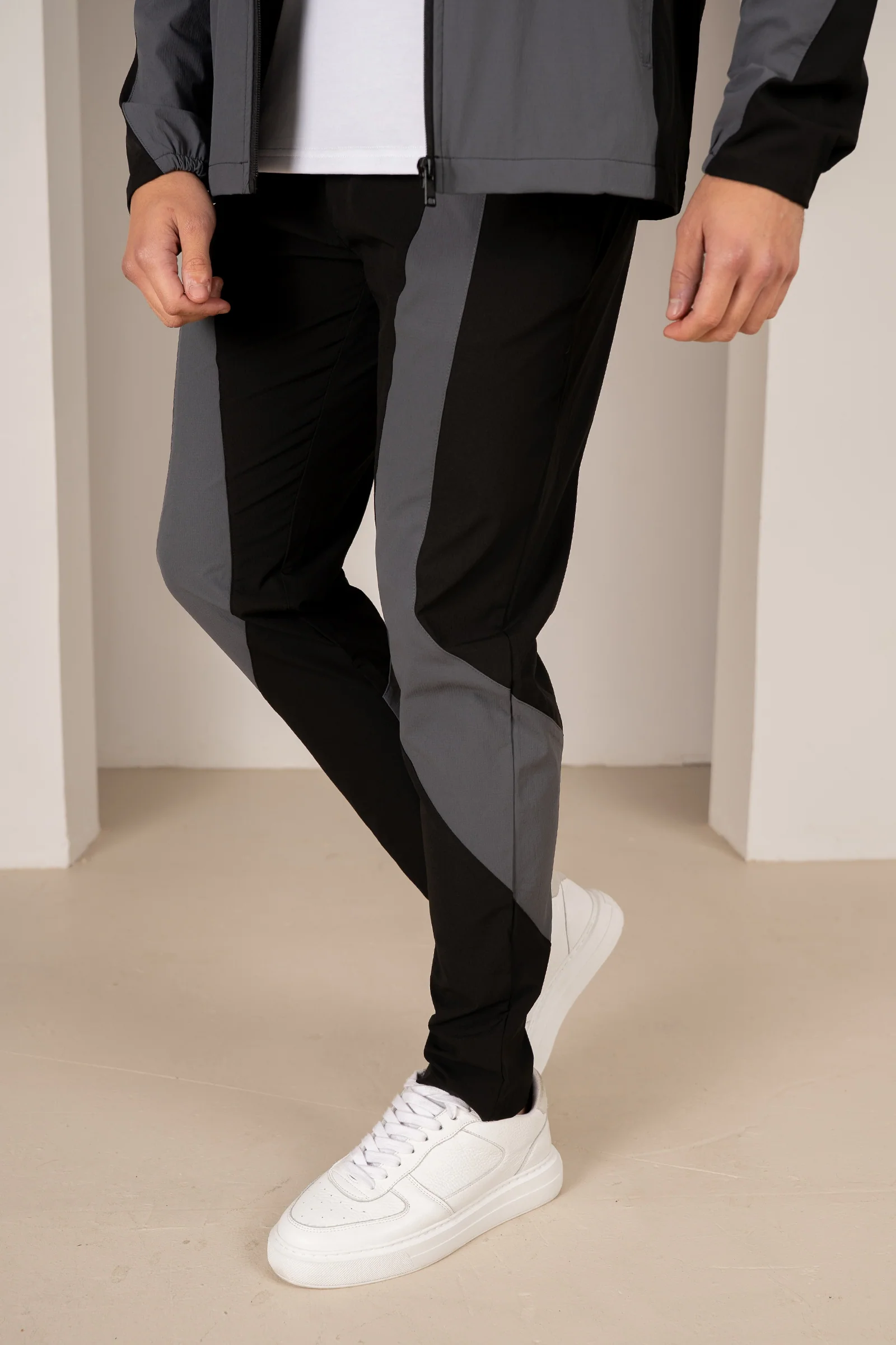 Premium Technical V2 Panelled Pants - Black