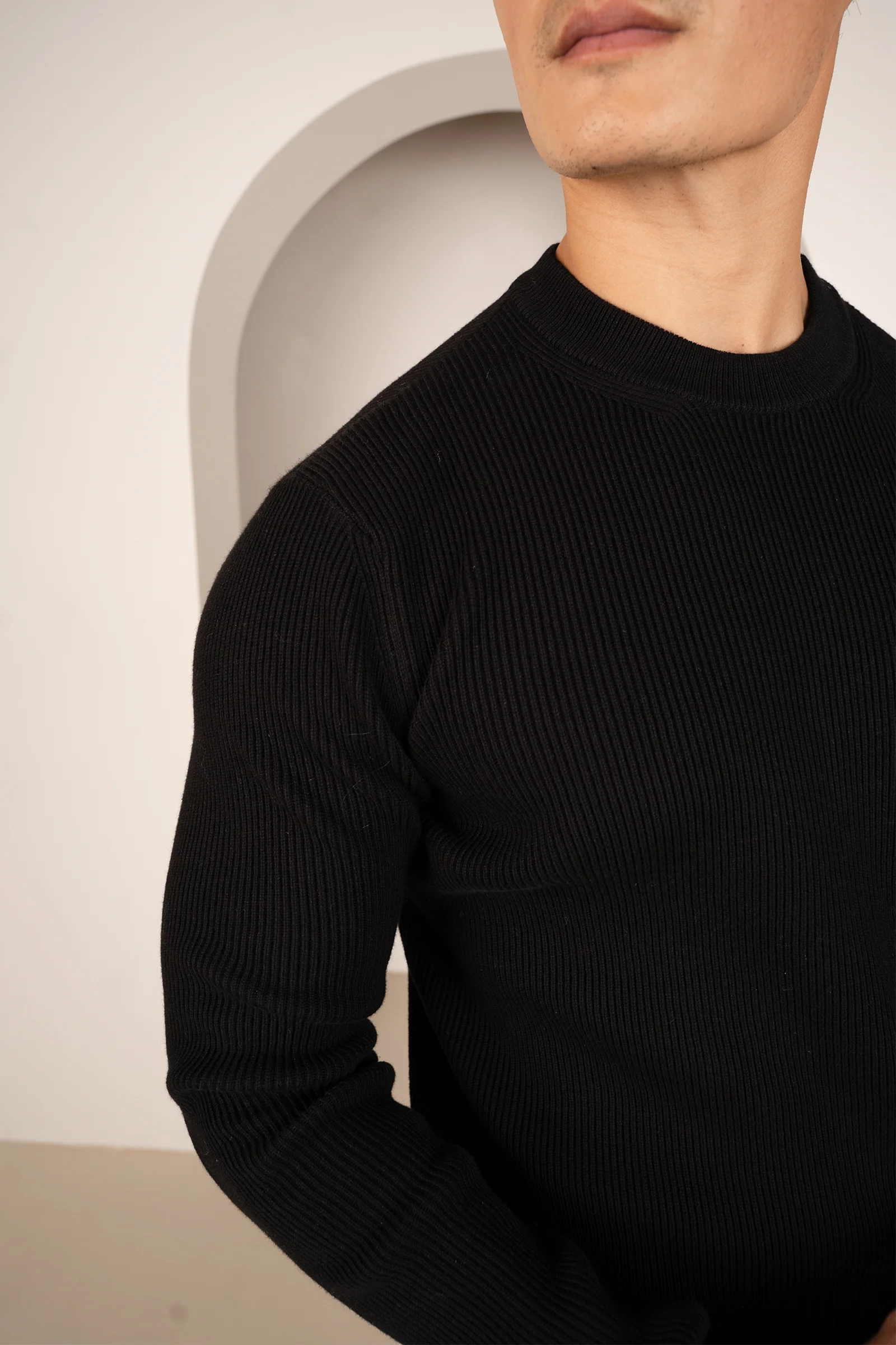 Ribbed Knit Slim Fit Jumper - Black