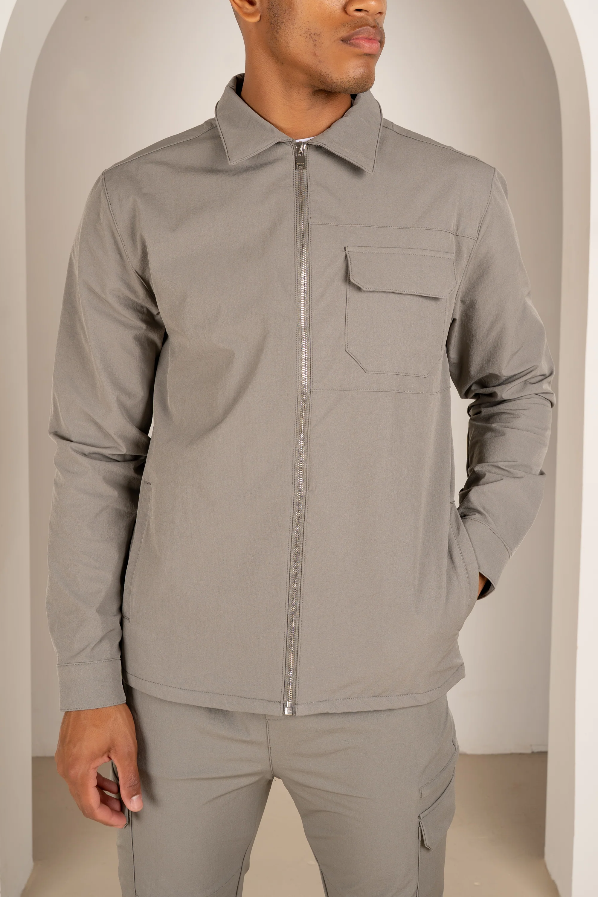 Premium Detail Cargo Jacket V2 - Taupe