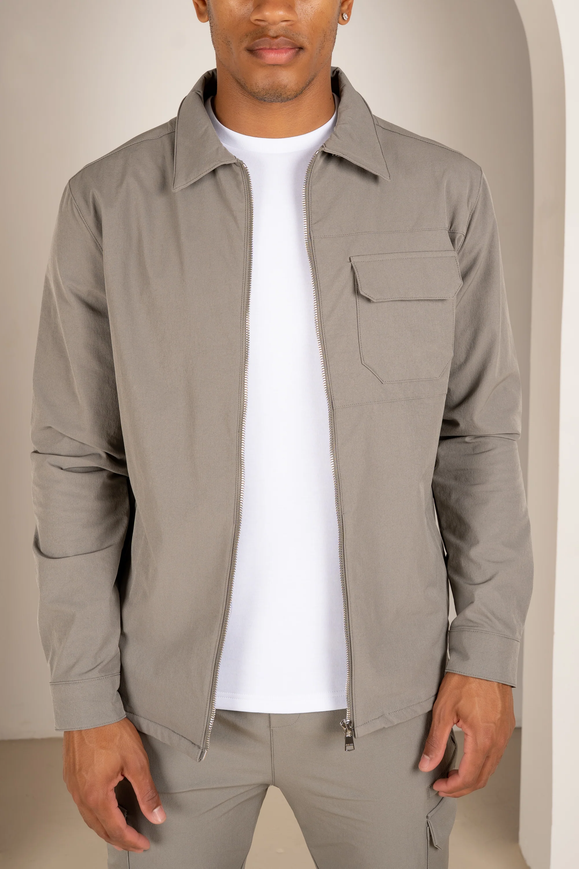 Premium Detail Cargo Jacket V2 - Taupe