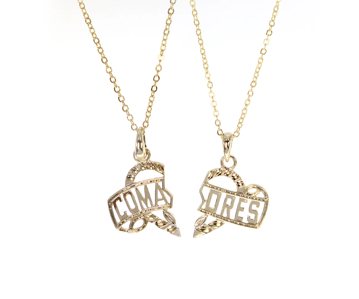 Comadres Necklace Set