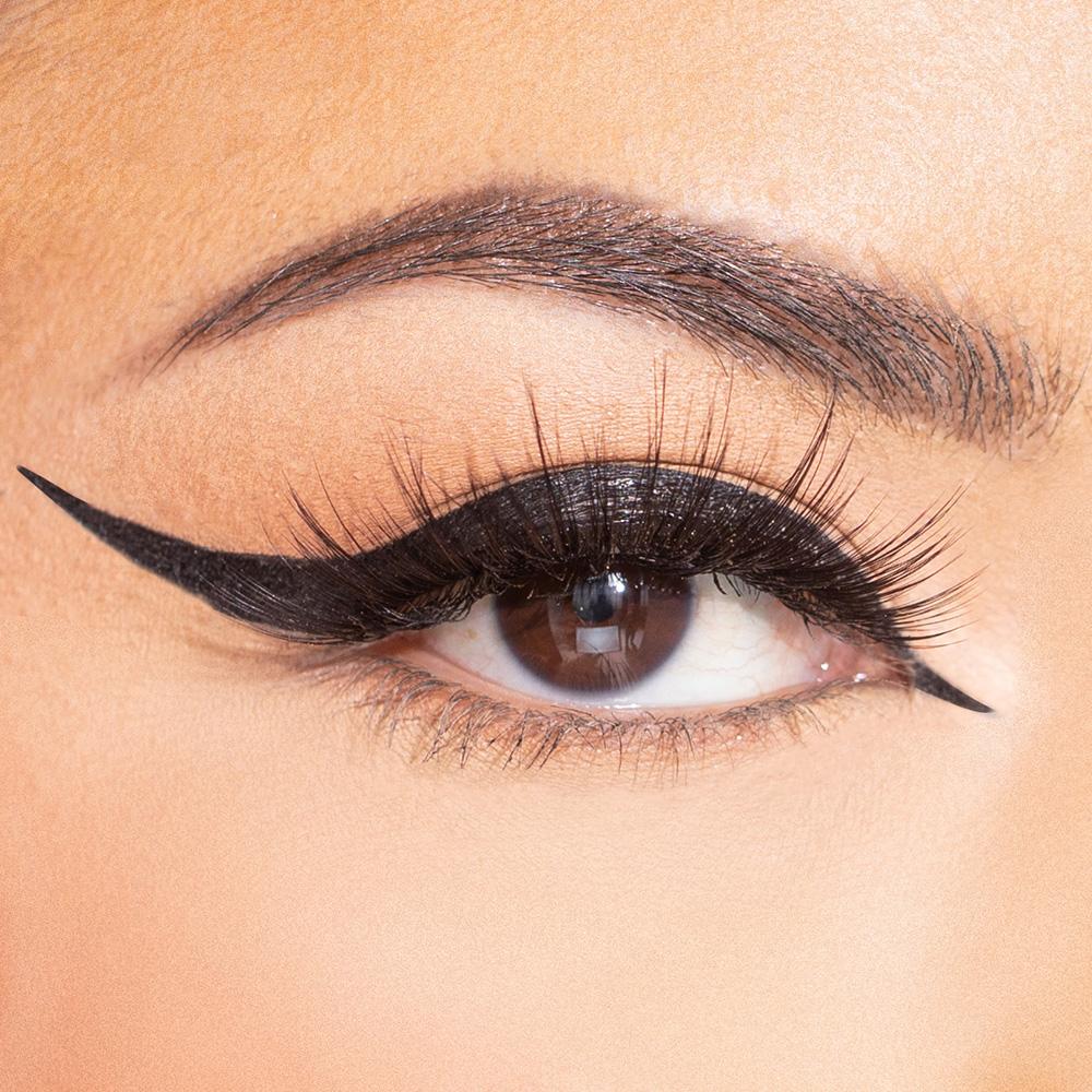 Wing Queen Black Liquid Eyeliner