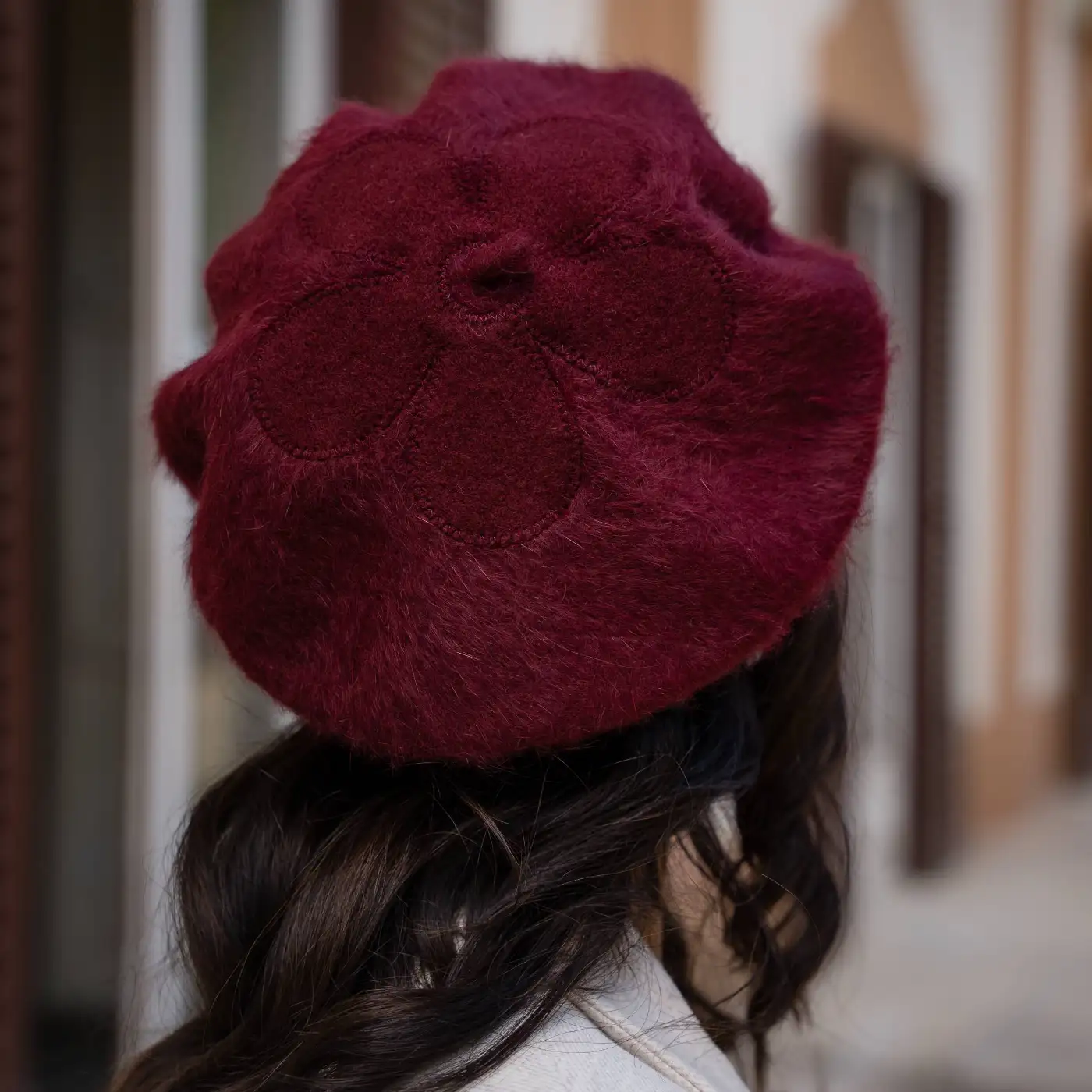 Basco Parigino in Angora e Lapin con Ricamo Floreale