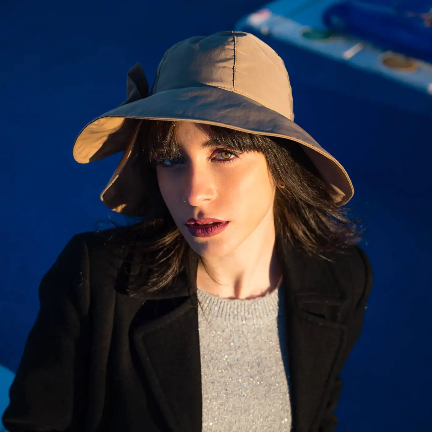 Bucket Impermeabile Foderato in Pile con Fiocco