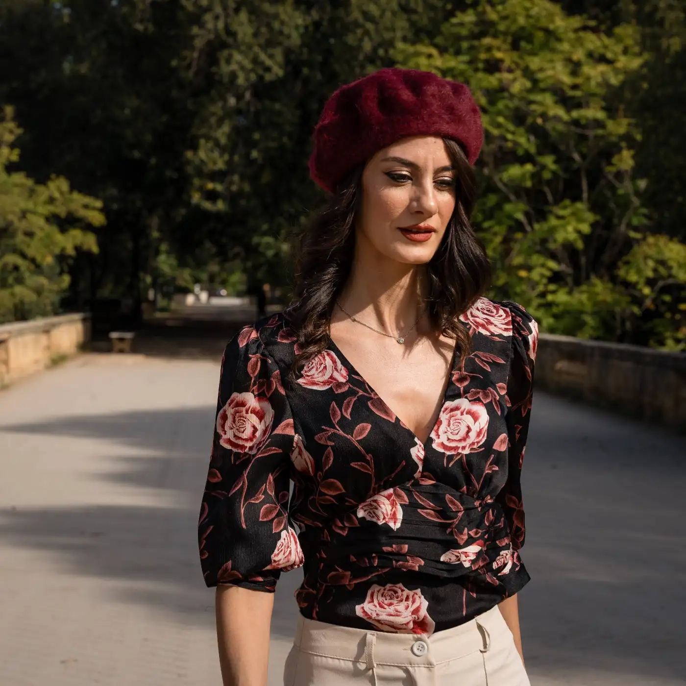 Basco Parigino in Angora e Lapin con Ricamo Floreale