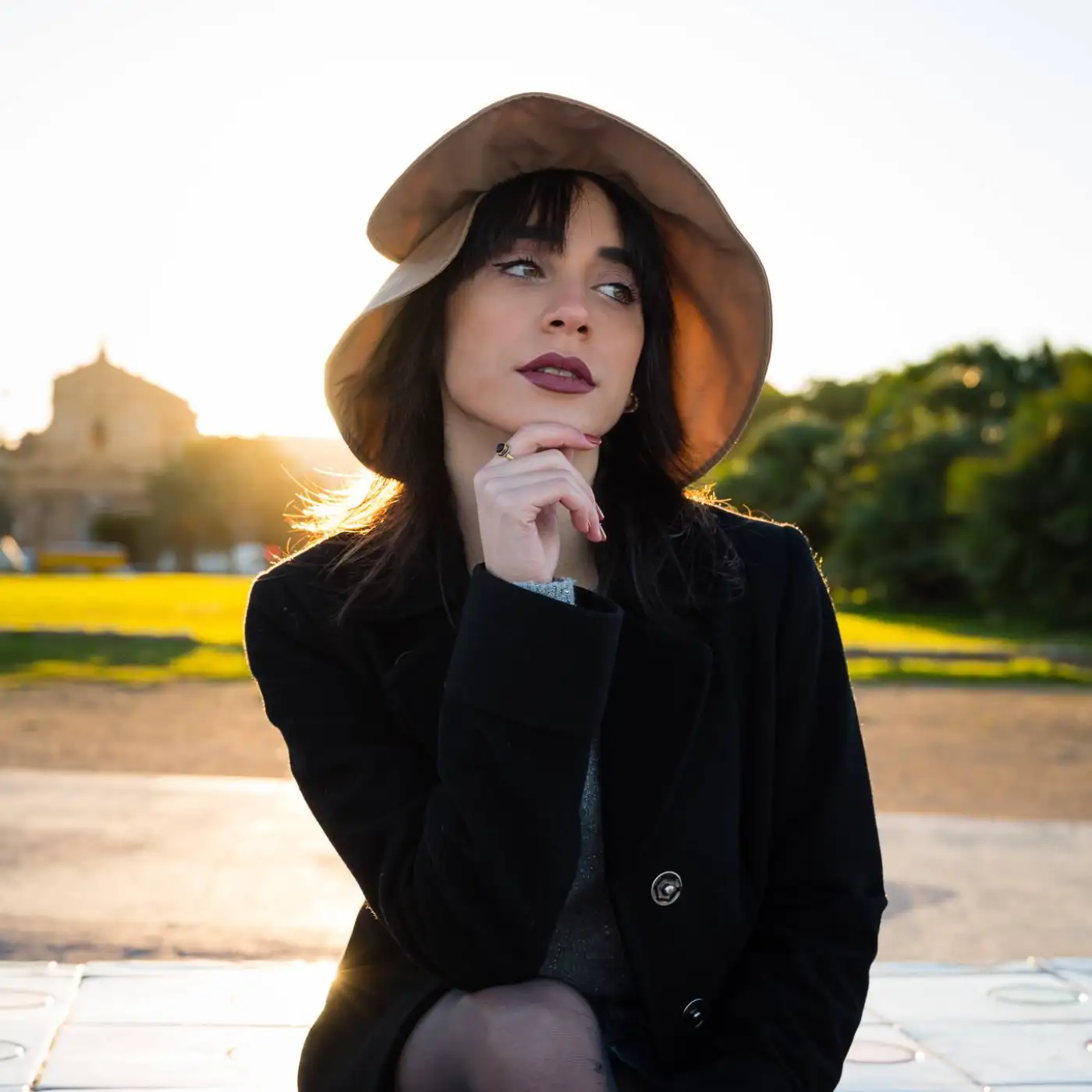 Bucket Impermeabile Foderato in Pile con Fiocco