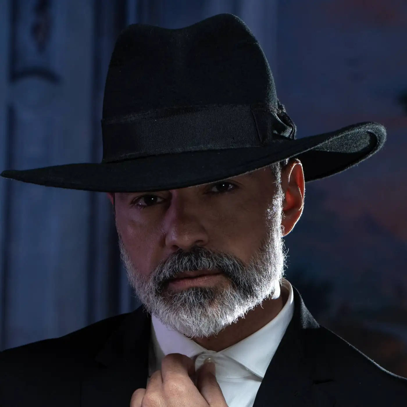 Cappello Fedora a Tesa Larga Piatta in Feltro di Lana Merinos