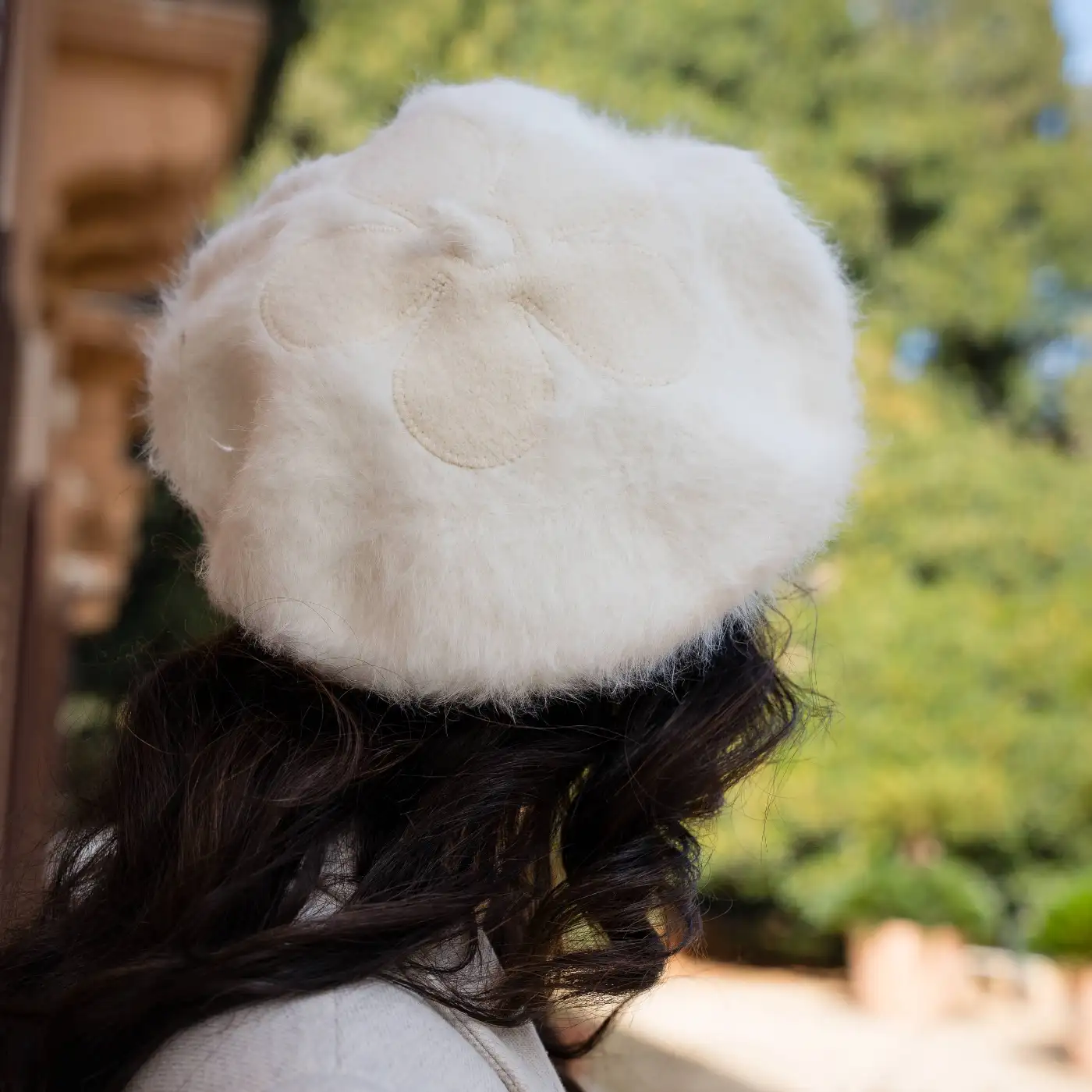 Basco Parigino in Angora e Lapin con Ricamo Floreale