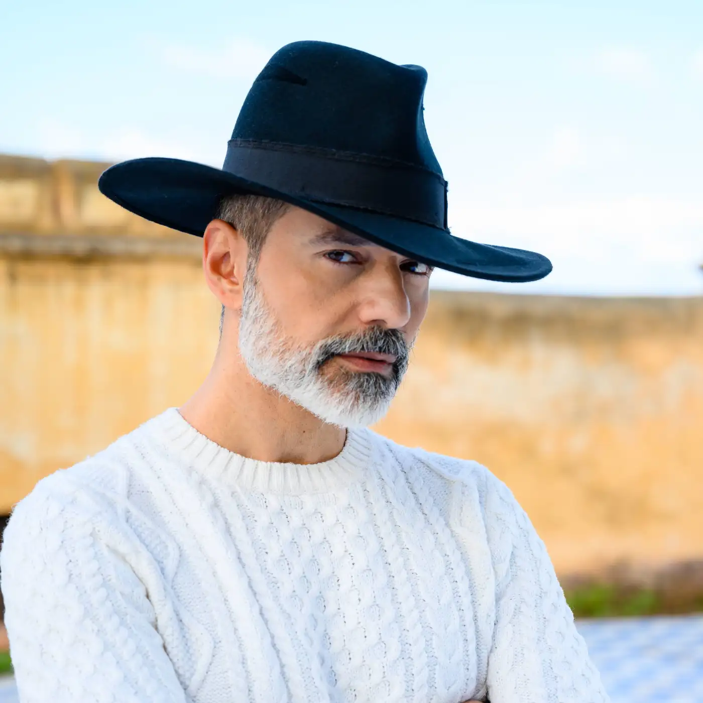 Cappello Fedora a Tesa Larga Piatta in Feltro di Lana Merinos