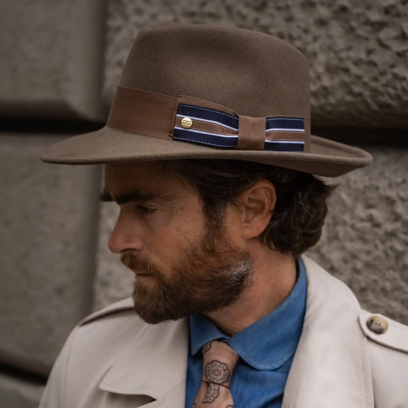 Cappello Fedora Elegante in Feltro Raso di Lapin con Fodera