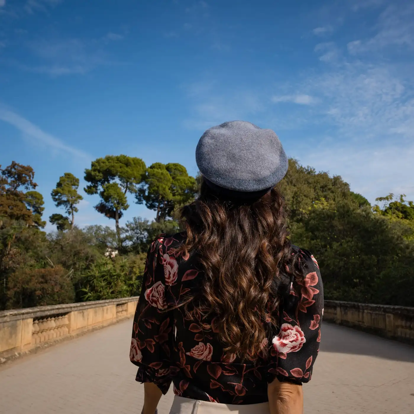 Basco Parigino in Lana Vergine con Risvolto Arricciato