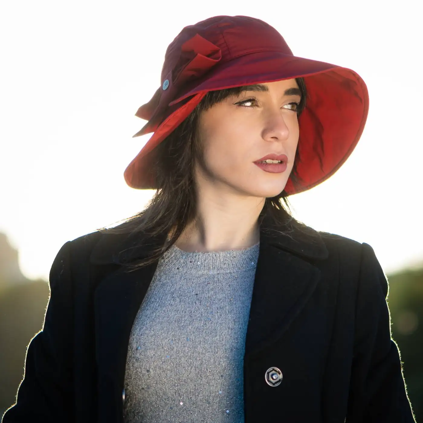 Bucket Impermeabile Foderato in Pile con Fiocco