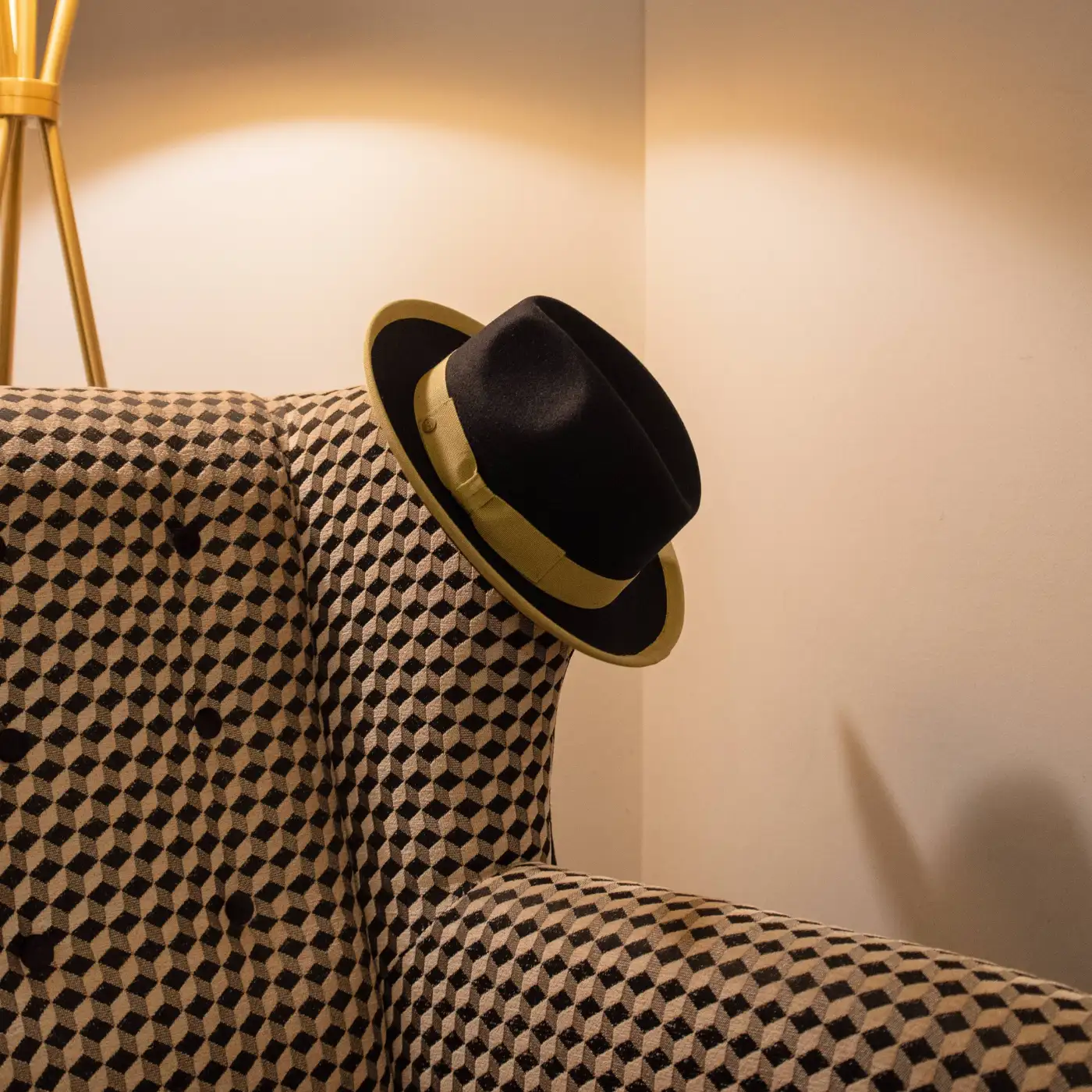 Cappello Trilby a Tesa Media in Feltro Raso di Lapin con Fodera