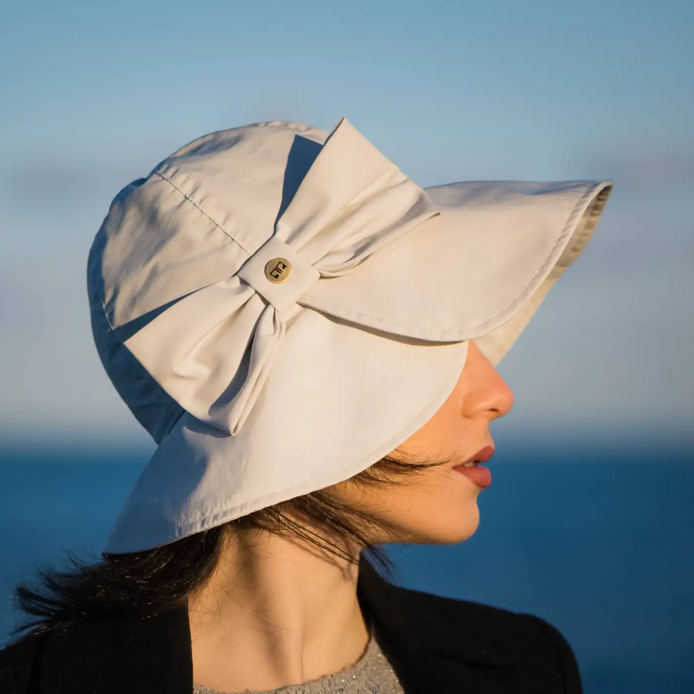 Bucket Impermeabile Foderato in Pile con Fiocco