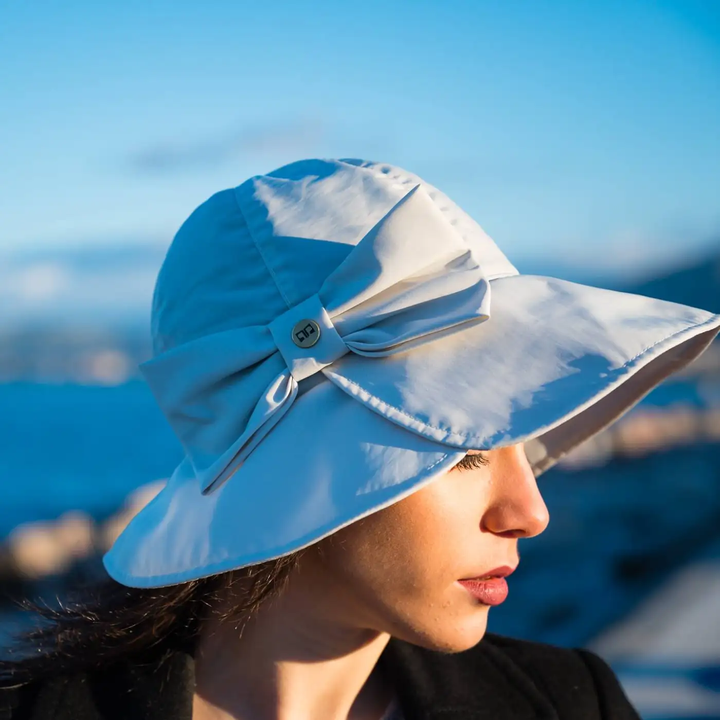 Bucket Impermeabile Foderato in Pile con Fiocco