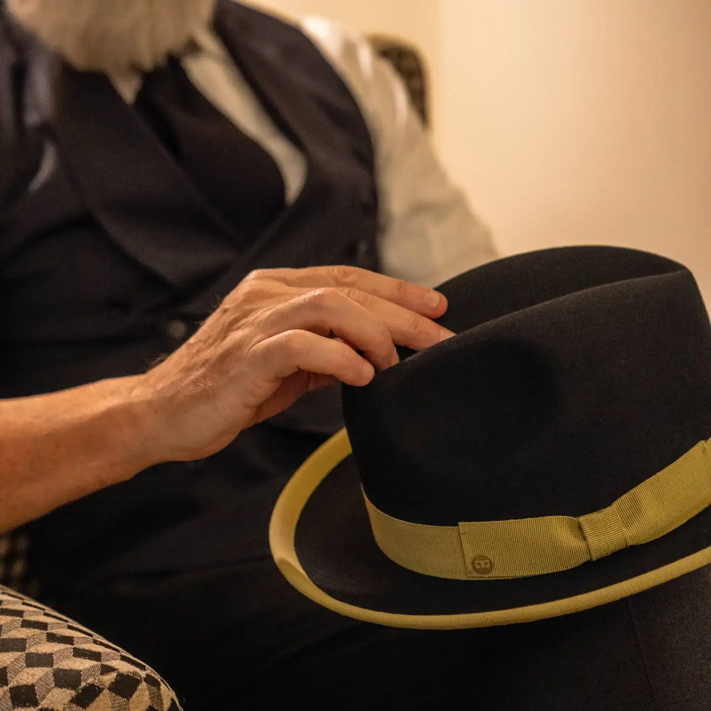 Cappello Trilby a Tesa Media in Feltro Raso di Lapin con Fodera