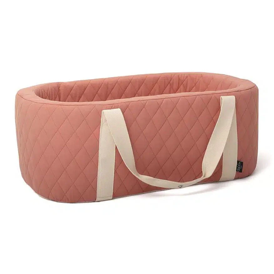 2025 Charlie Crane KUKO Culla per neonati – Portatile con manici | Struttura opzionale in legno naturale come culla | Cotone biologico e schiuma di alta qualità | Per neonati fino a quando si siedono o gattonano | Senza base e accessori