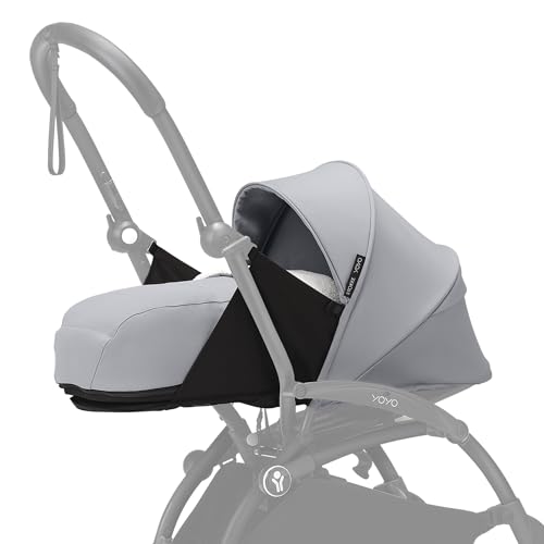 Stokke YOYO 0  Newborn Pack, Stone   Include materasso, capottina estendibile e allacciatura a 5 punti   Richiede telaio YOYO (venduto separatamente) : Prima infanzia