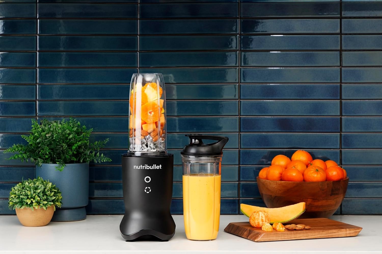 Nutribullet Ultra NB1206MB Blender with Tritan Container, Stainless Steel Blenders, Electric Smoothie Blender, 900 ml and 700 ml Cups, 2 To-Go Lids, 1200 W, Grey